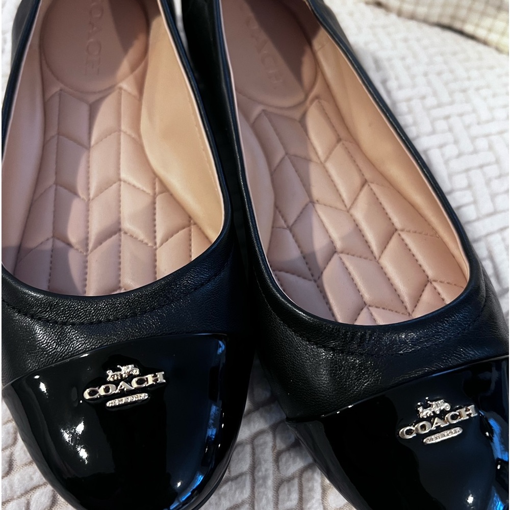 Coach size 8 black new never worn